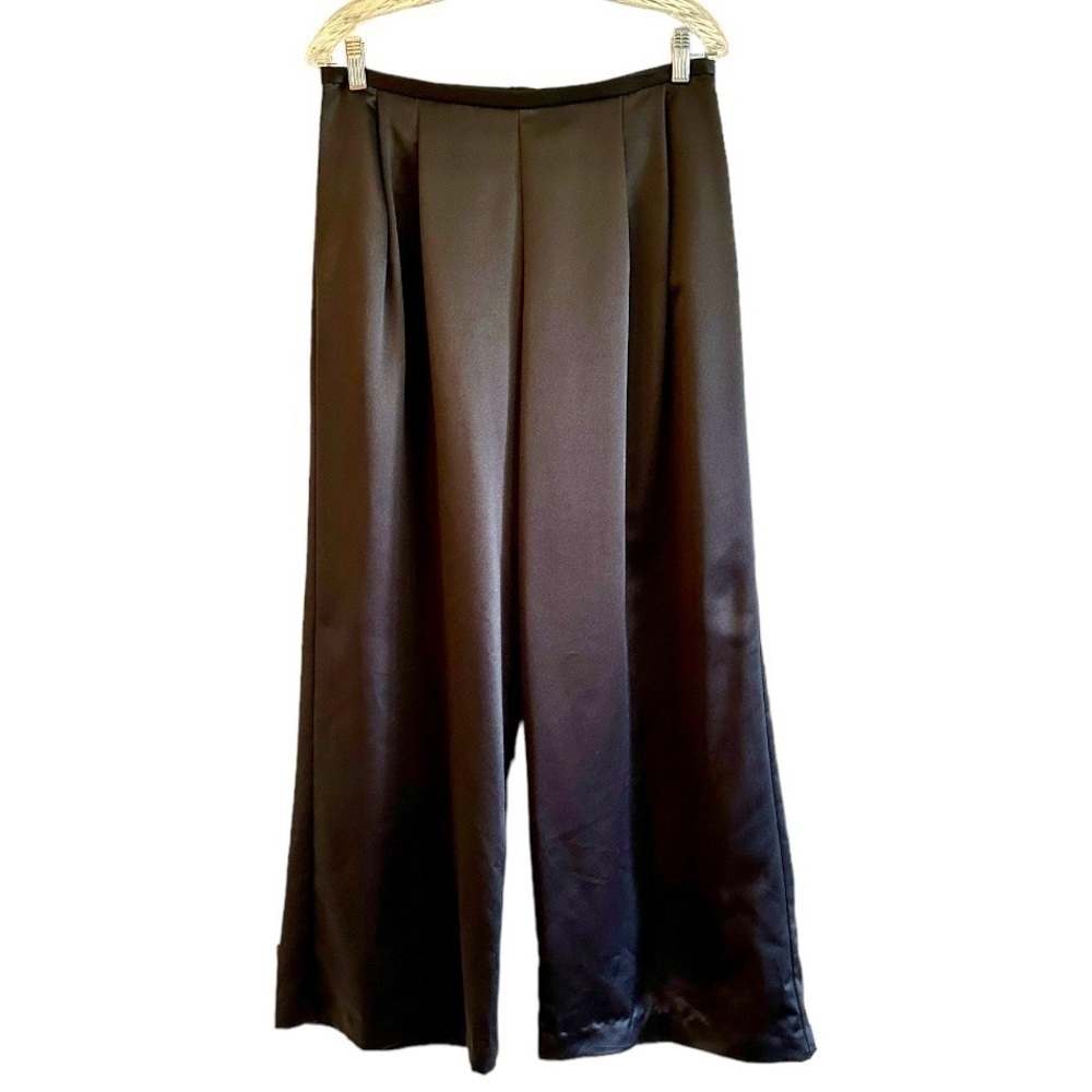 ALEX EVENINGS, NWOT, ELEGANT BLACK SATIN, EXTRA WIDE LEG PANTS. SIZE 10